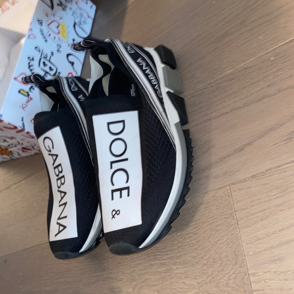 D &g sneakers